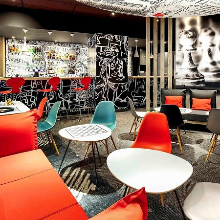 Готель Ibis Site Du Futuroscope Шассней-дю-Пуату Екстер'єр фото