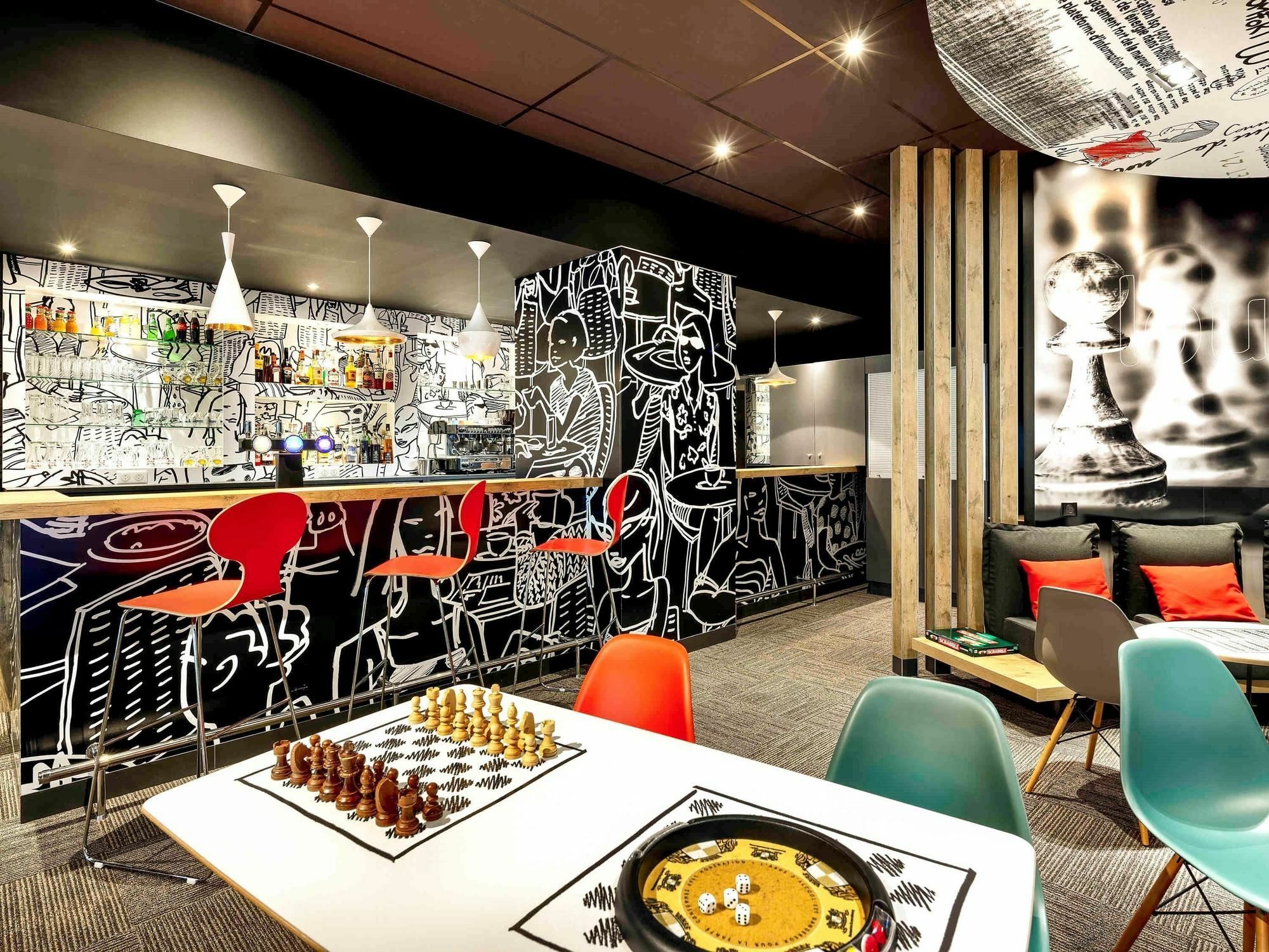 Готель Ibis Site Du Futuroscope Шассней-дю-Пуату Екстер'єр фото