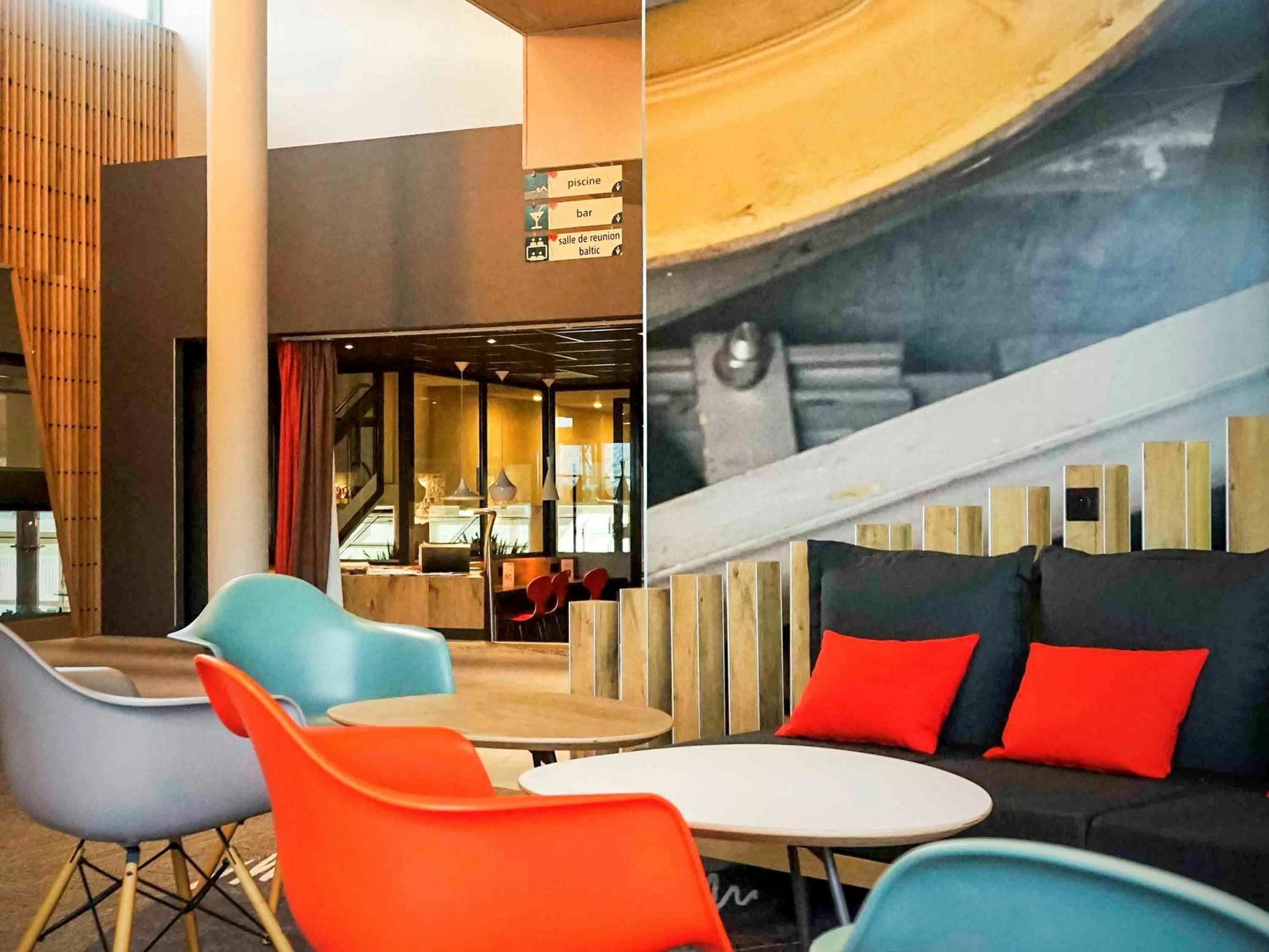 Готель Ibis Site Du Futuroscope Шассней-дю-Пуату Екстер'єр фото