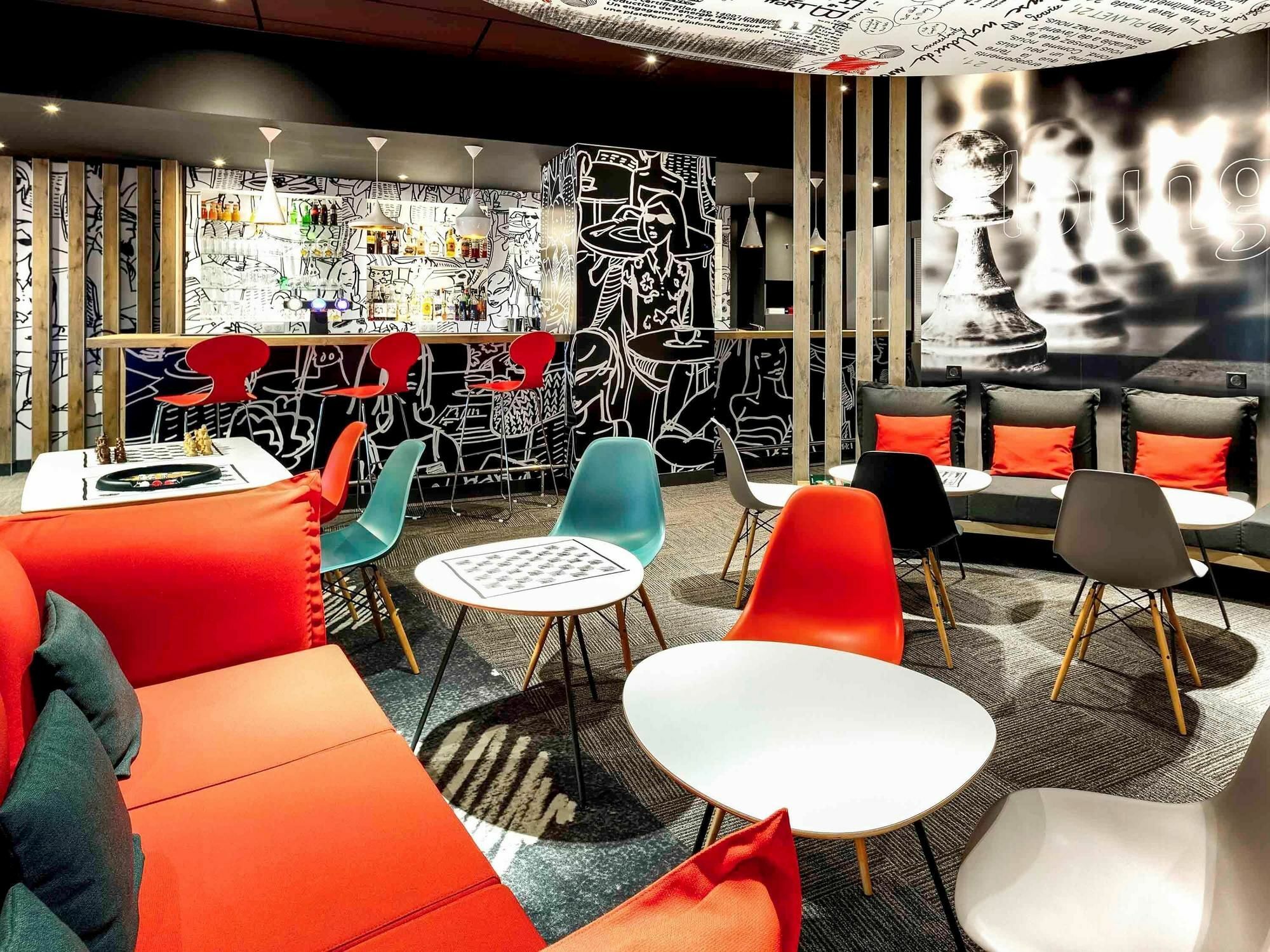 Готель Ibis Site Du Futuroscope Шассней-дю-Пуату Екстер'єр фото